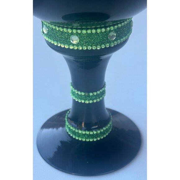 Kiss Me I'm Irish Glittery Large Stemmed Drinking Cup w/Shamrock 40 oz. 9" Tall - Picture 12 of 12